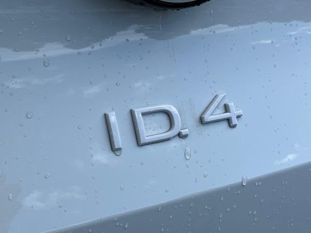 new 2023 Volkswagen ID.4 car, priced at $40,102