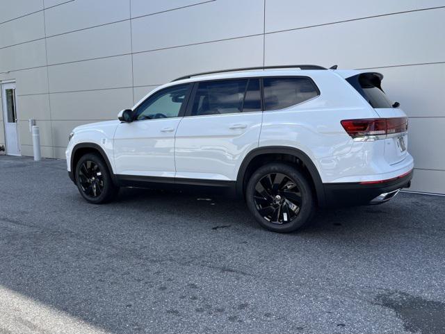 new 2025 Volkswagen Atlas car, priced at $40,653