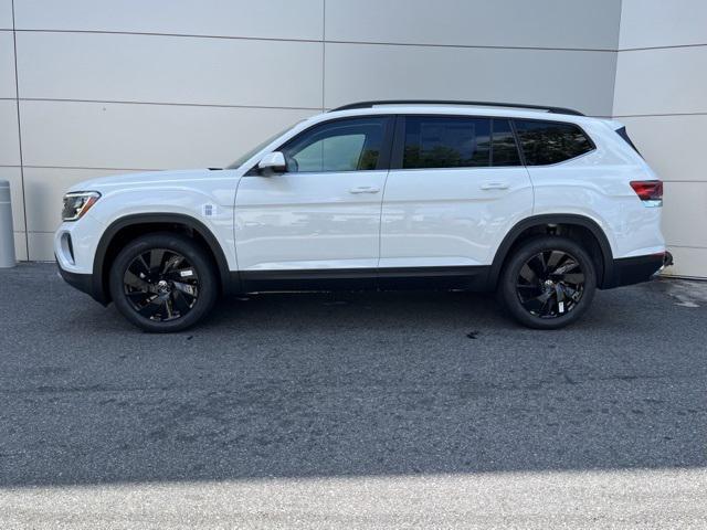 new 2025 Volkswagen Atlas car, priced at $40,653