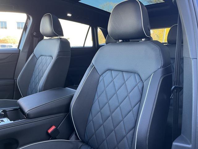 new 2026 Volkswagen Atlas Cross Sport car, priced at $53,772