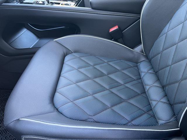 new 2026 Volkswagen Atlas Cross Sport car, priced at $53,772