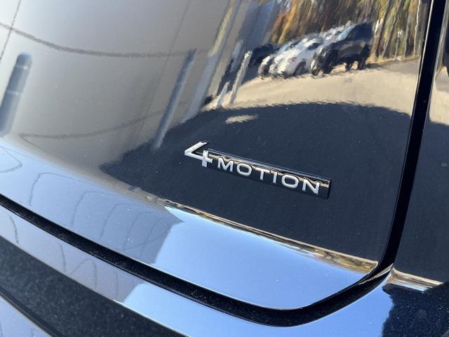 new 2026 Volkswagen Atlas Cross Sport car, priced at $53,772