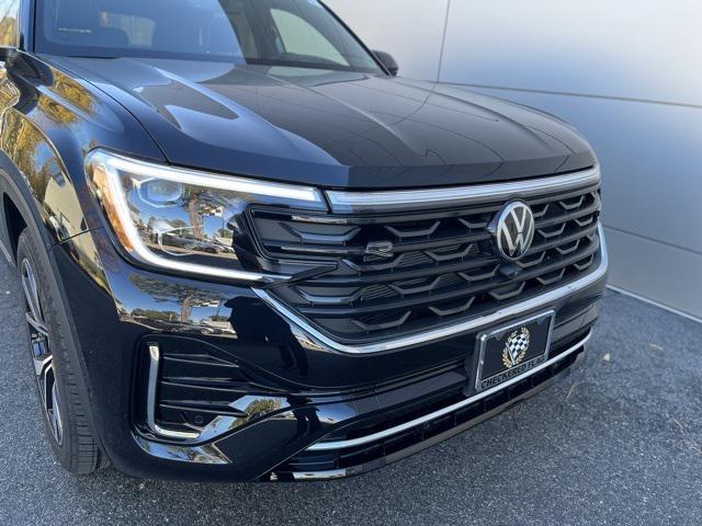 new 2026 Volkswagen Atlas Cross Sport car, priced at $53,772