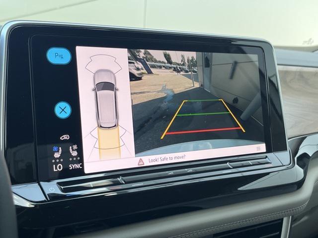 new 2025 Volkswagen Atlas car, priced at $41,580
