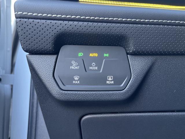 new 2026 Volkswagen Atlas Cross Sport car, priced at $54,209