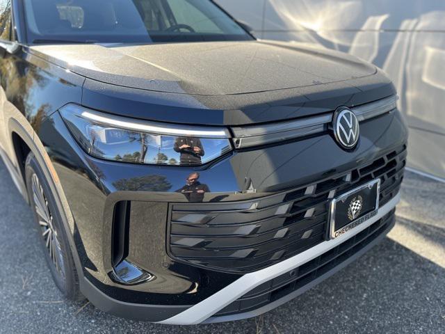 new 2026 Volkswagen Tiguan car, priced at $32,681