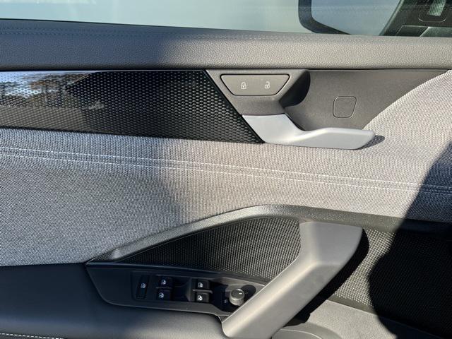 new 2026 Volkswagen Tiguan car, priced at $32,681