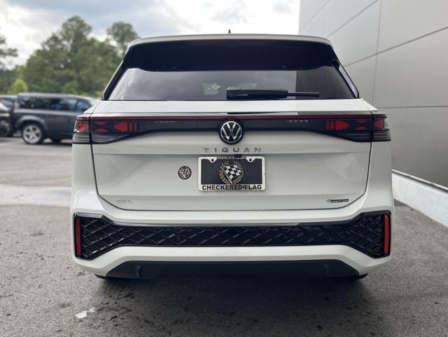 new 2025 Volkswagen Tiguan car, priced at $42,673