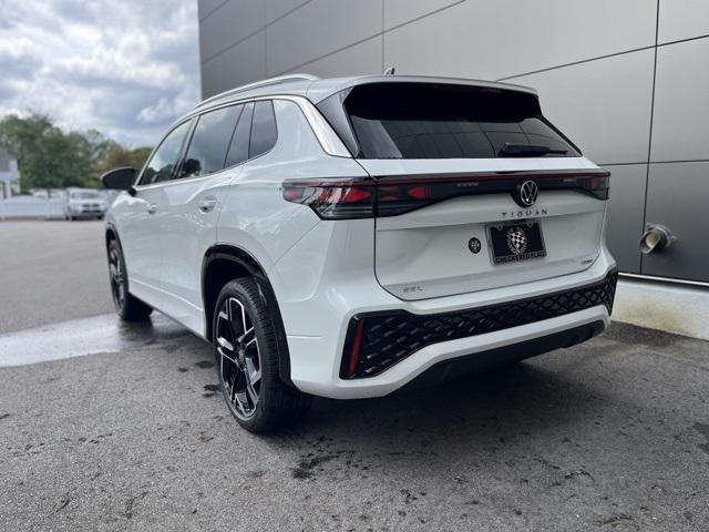 new 2025 Volkswagen Tiguan car, priced at $42,673