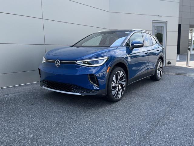 new 2025 Volkswagen ID.4 car, priced at $52,385