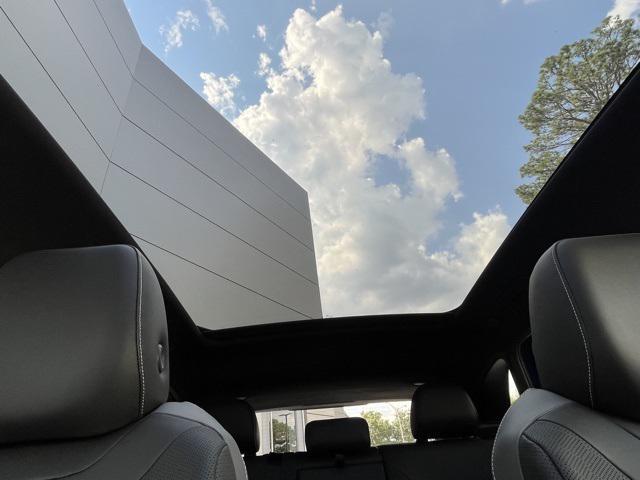 new 2025 Volkswagen ID.4 car, priced at $52,385