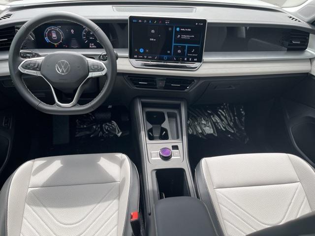 new 2025 Volkswagen Tiguan car, priced at $31,861