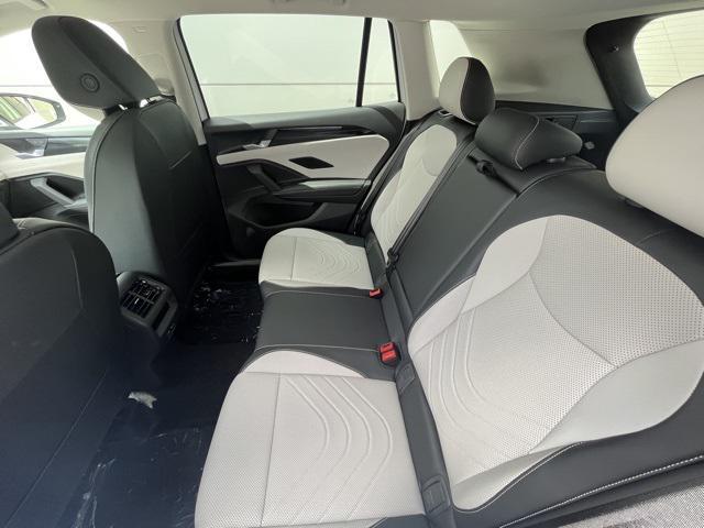 new 2025 Volkswagen Tiguan car, priced at $31,861