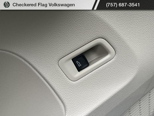 new 2026 Volkswagen Atlas car, priced at $46,804