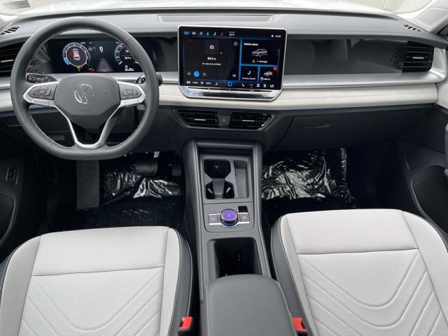 new 2025 Volkswagen Tiguan car, priced at $31,082