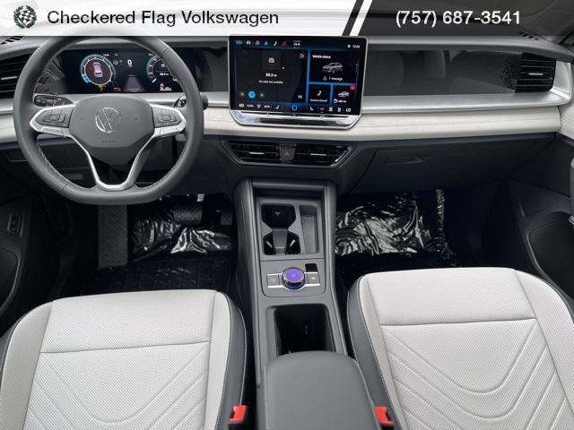 new 2025 Volkswagen Tiguan car, priced at $30,108