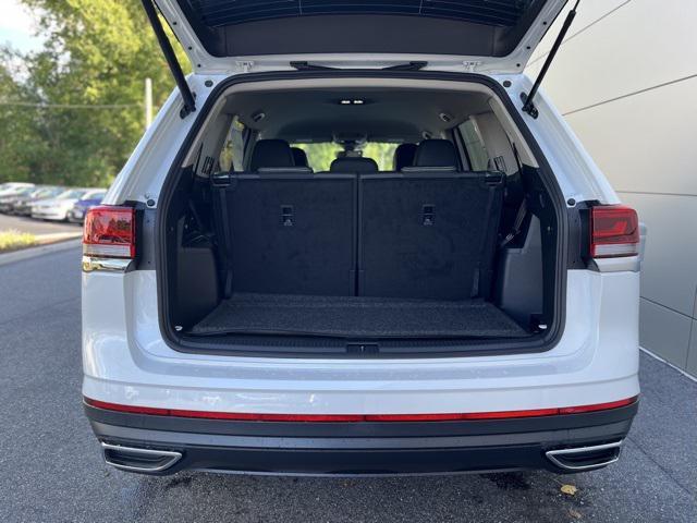 new 2026 Volkswagen Atlas car, priced at $41,670