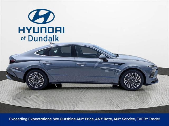 new 2025 Hyundai Sonata Hybrid car, priced at $31,257