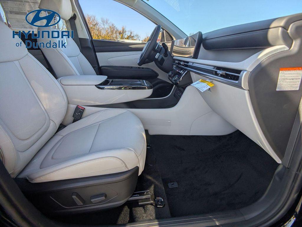 new 2026 Hyundai TUCSON Hybrid car, priced at $40,571