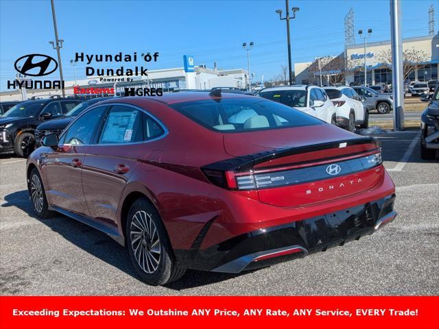 new 2025 Hyundai Sonata Hybrid car, priced at $33,205