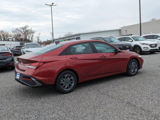 new 2024 Hyundai Elantra car, priced at $24,647