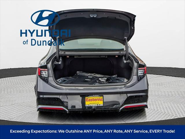 new 2025 Hyundai Sonata Hybrid car, priced at $31,257