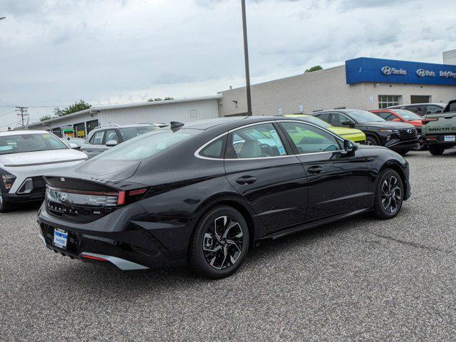 new 2024 Hyundai Sonata car, priced at $29,357