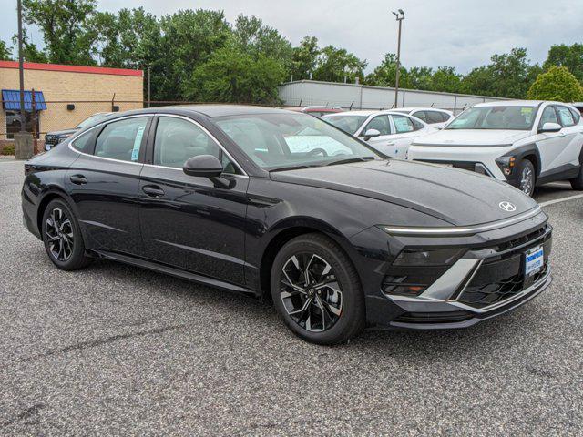 new 2024 Hyundai Sonata car, priced at $29,357