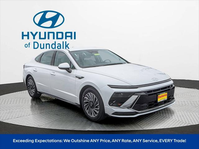 new 2025 Hyundai Sonata Hybrid car, priced at $31,132