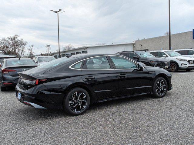 new 2024 Hyundai Sonata car, priced at $29,323