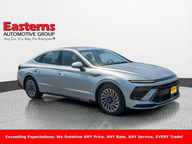 new 2024 Hyundai Sonata Hybrid car, priced at $29,735