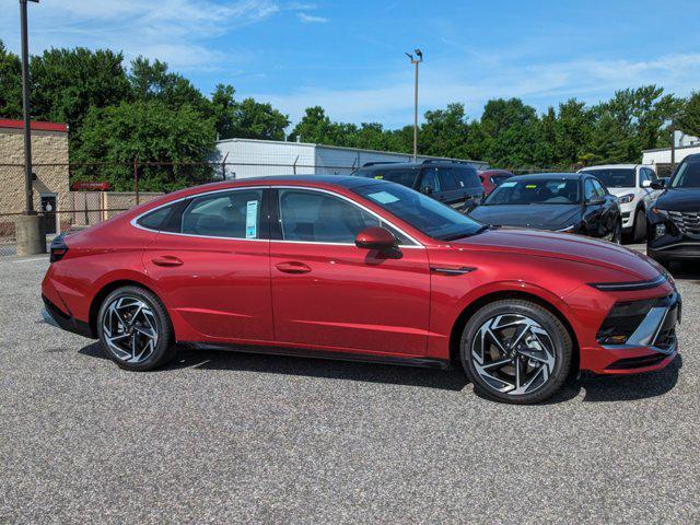 new 2024 Hyundai Sonata car, priced at $30,813