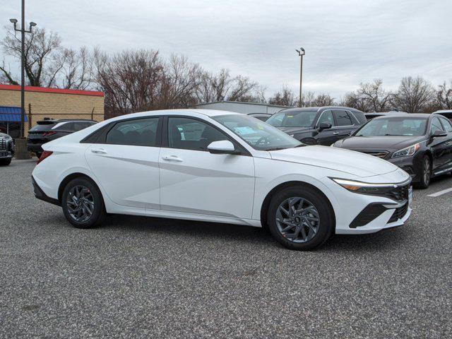 new 2024 Hyundai Elantra HEV car, priced at $28,435