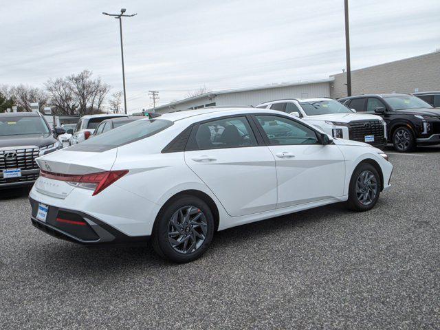 new 2024 Hyundai Elantra HEV car, priced at $28,435