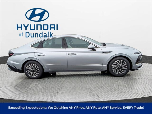 new 2025 Hyundai Sonata Hybrid car, priced at $31,257