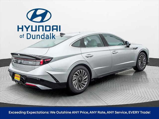 new 2025 Hyundai Sonata Hybrid car, priced at $31,257