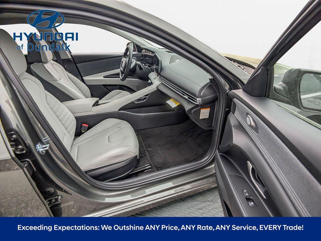 new 2025 Hyundai ELANTRA HEV car, priced at $26,300