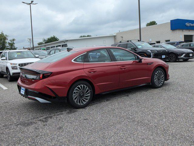 new 2024 Hyundai Sonata Hybrid car, priced at $31,922