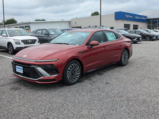 new 2024 Hyundai Sonata Hybrid car, priced at $31,922