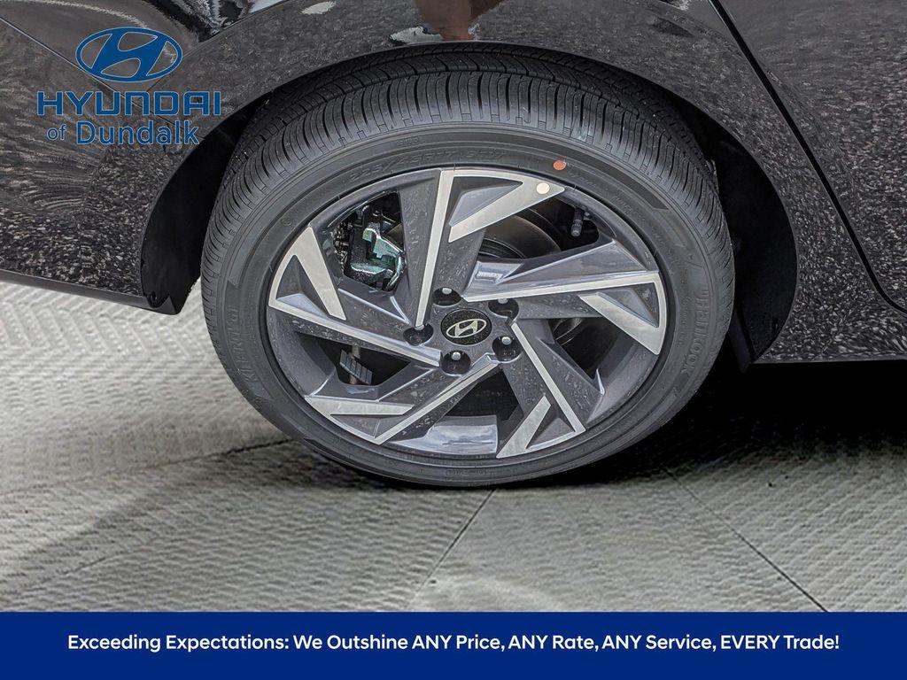 new 2025 Hyundai ELANTRA HEV car, priced at $25,999