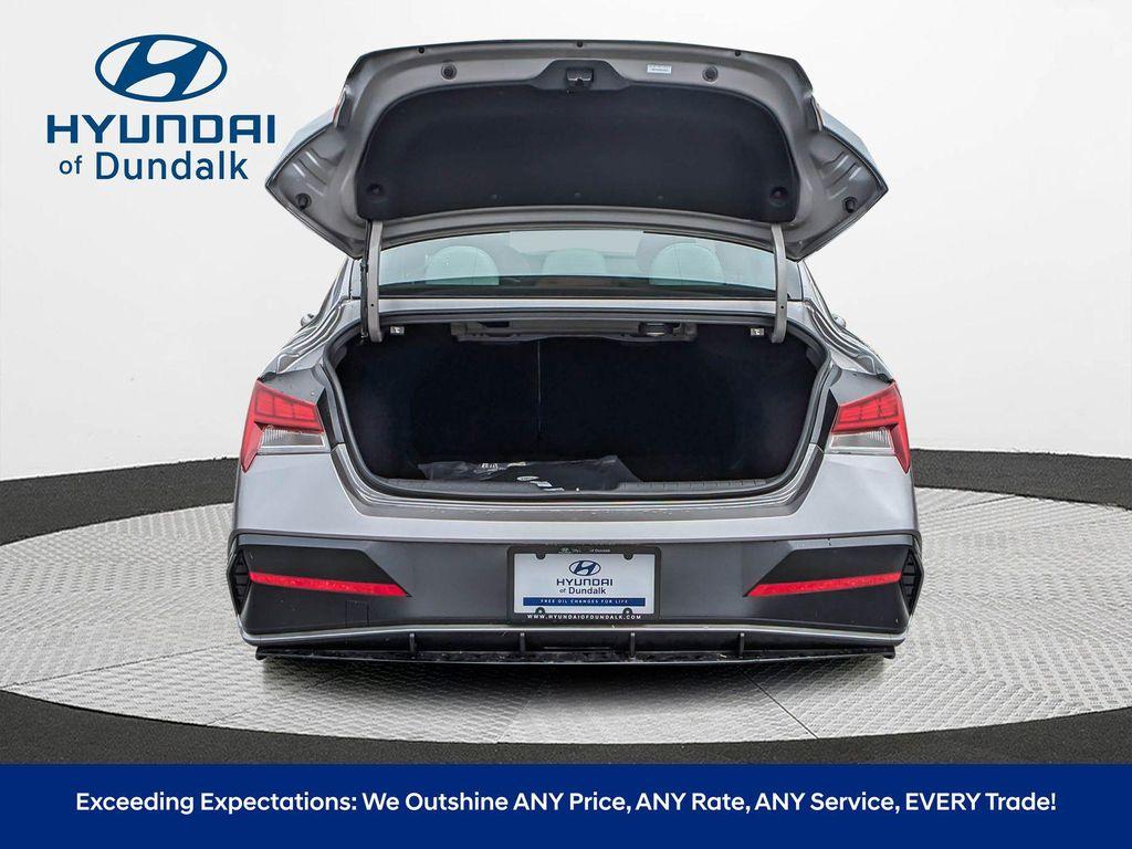 new 2025 Hyundai ELANTRA HEV car, priced at $25,999