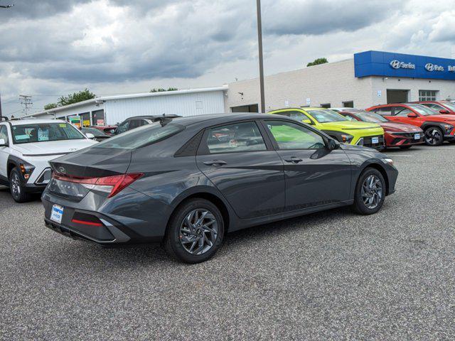 new 2024 Hyundai Elantra HEV car, priced at $27,484