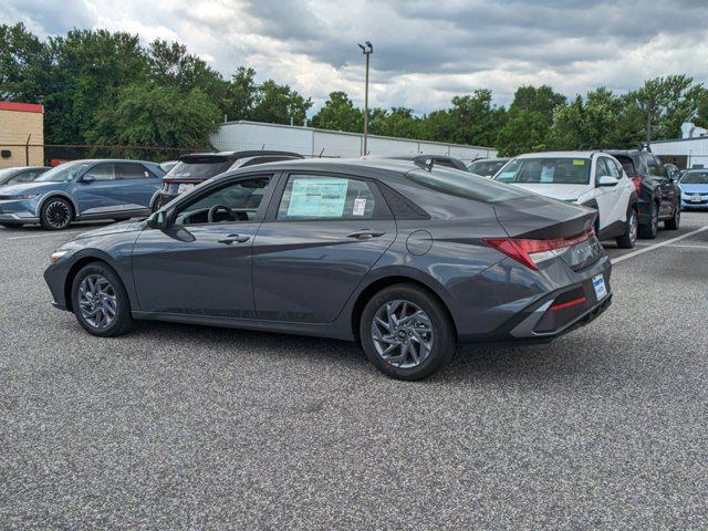 new 2024 Hyundai Elantra HEV car, priced at $27,484