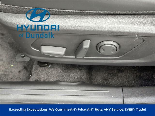 new 2025 Hyundai TUCSON Hybrid car, priced at $36,529
