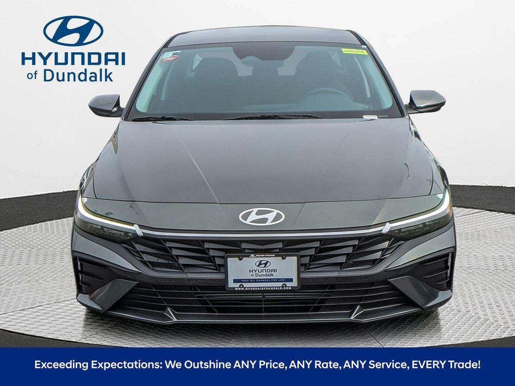 new 2025 Hyundai Elantra car, priced at $22,031