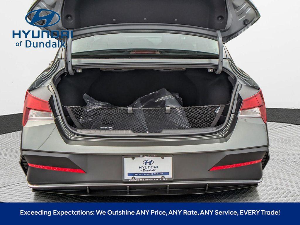 new 2025 Hyundai Elantra car, priced at $22,031