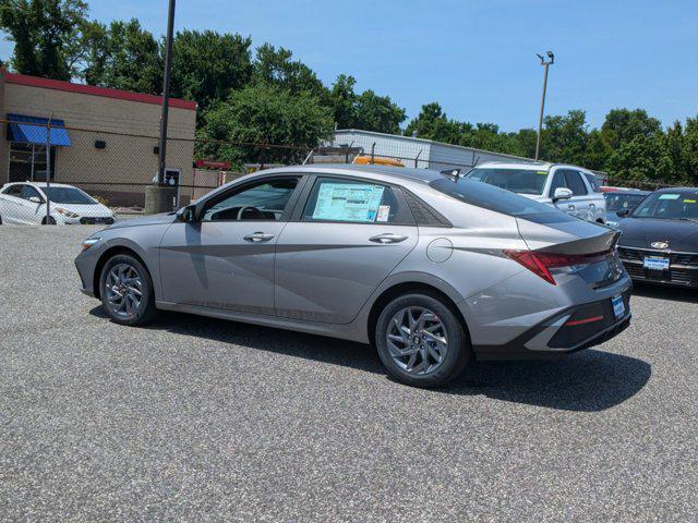 new 2024 Hyundai Elantra HEV car, priced at $27,465