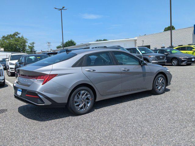 new 2024 Hyundai Elantra HEV car, priced at $27,465