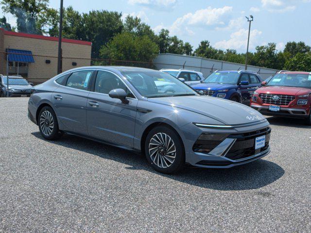 new 2024 Hyundai Sonata Hybrid car, priced at $38,211