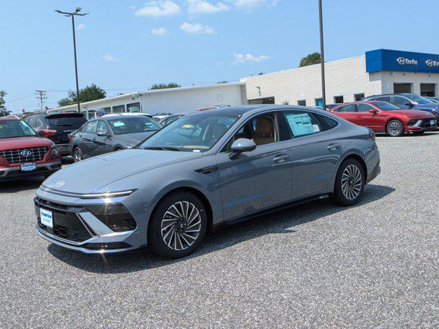 new 2024 Hyundai Sonata Hybrid car, priced at $38,211